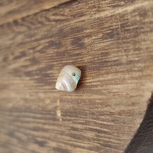 Mother of pearl delicate shell charm‎ bead